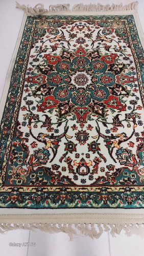 فرش ۸۵*۵۰ابریشمی کرامتیان