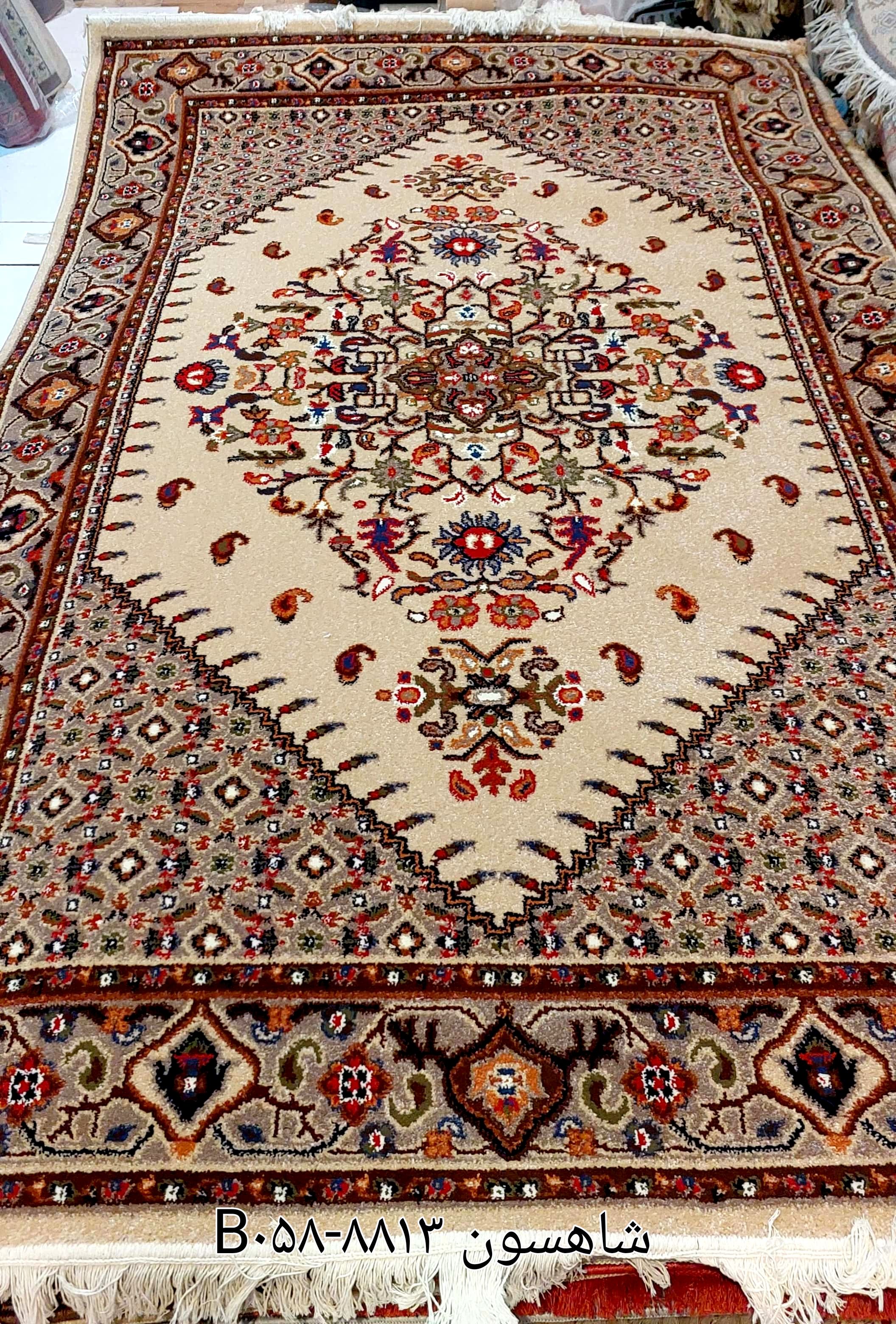 فرش 4متری ستاره کویر یزد گروه شاهسون